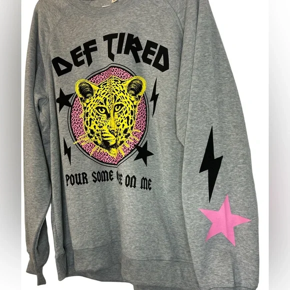 DEF TIRED SWEATSHIRT LEOPARD DEF LEPPARD PLUS SIZE 2X pour some coffee on me - Picture 4 of 5